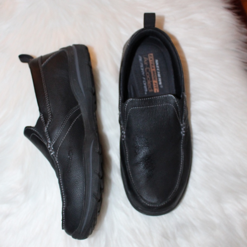 Skechers, extra wide fit Air cooled memory foam slip on shoes